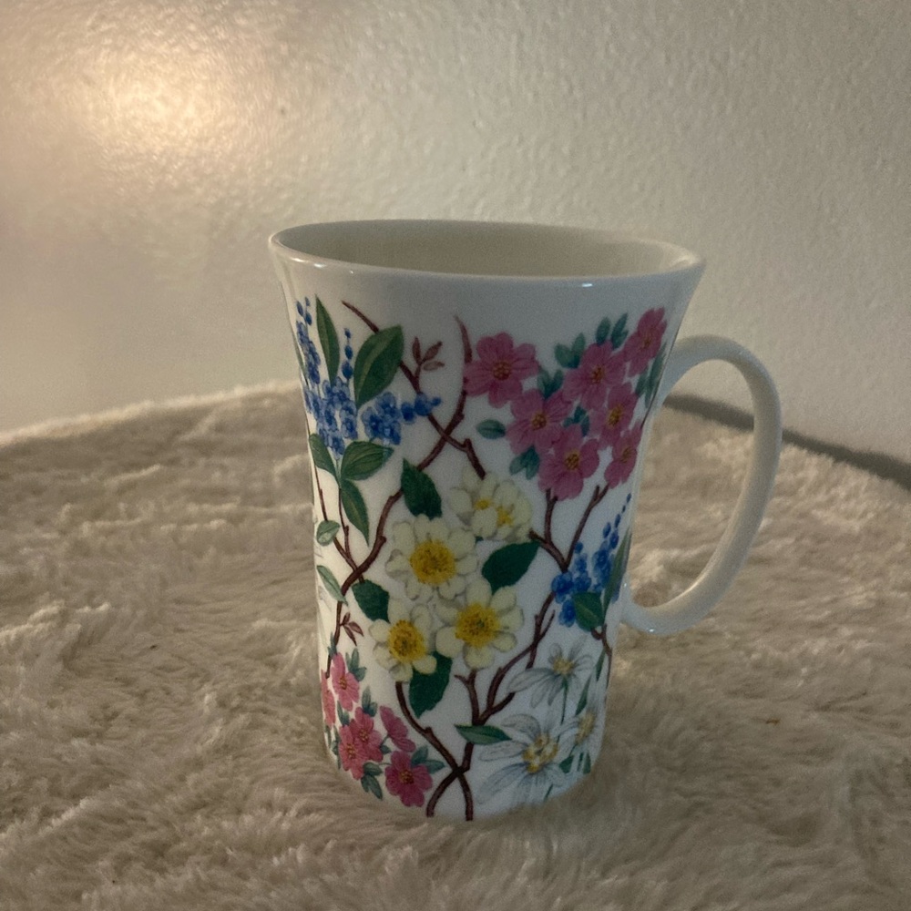Henley Collection by Roy Kirkham England 8oz Bone China Coffee Mug